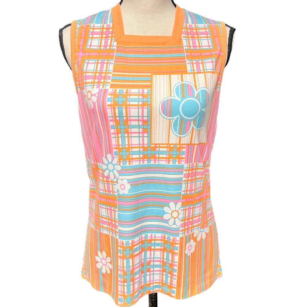 Vintage women's 1970's LG square neck tank top pastel orange blue graphic print